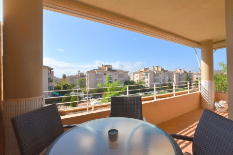 For Sale in Son Caliu / Palmanova 4 Bedroom 2 Bathroom Apartment with Outside Terrace and Parking