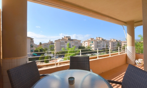 For Sale in Son Caliu / Palmanova 4 Bedroom 2 Bathroom Apartment with Outside Terrace and Parking